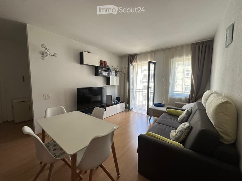 Wohnung mit 2.5 Zimmern in Giubiasco (1)