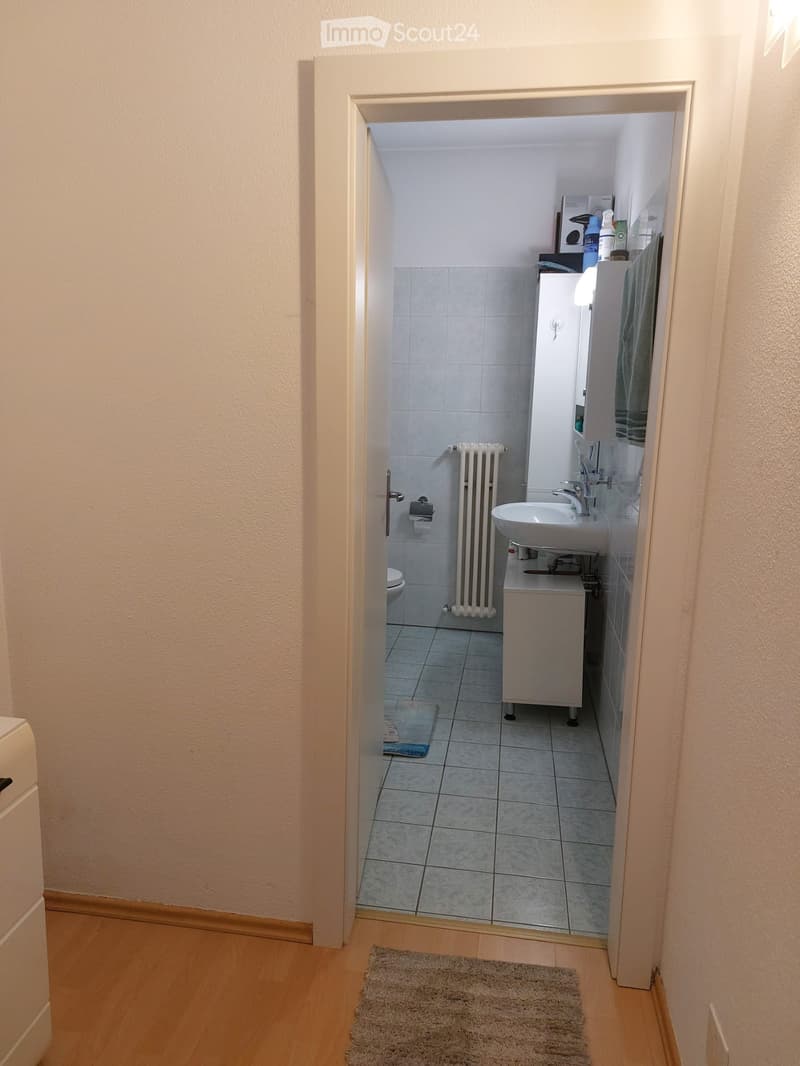 Wohnung mit 2.5 Zimmern in Giubiasco (2)