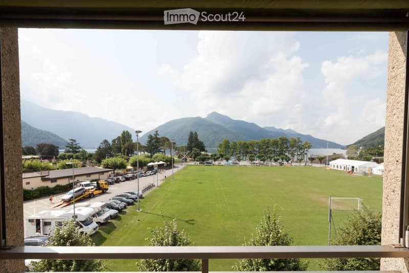 Zweieinhalb Zimmer in Melide mit Seeblick-Terrasse zu vermieten (5)