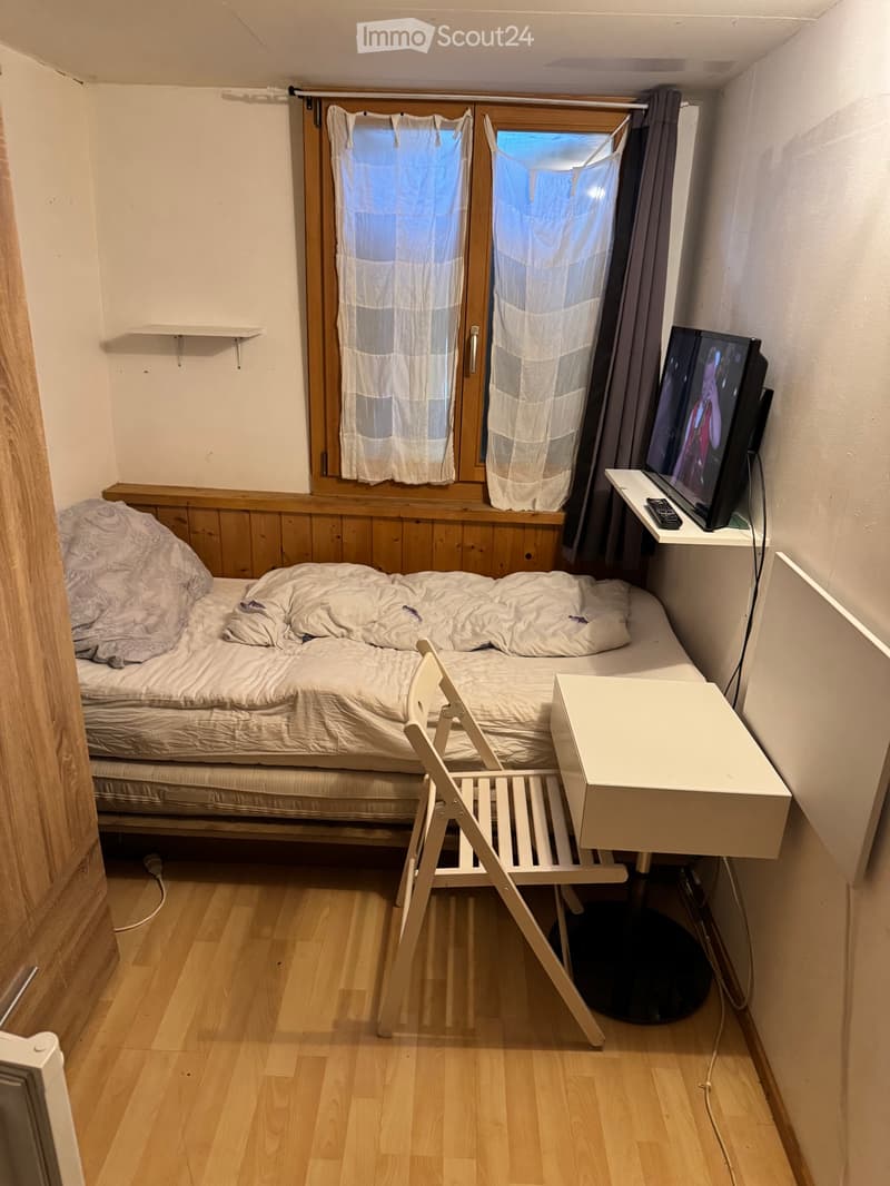 Available now Shared Flat Room 9472 Grabs (2)