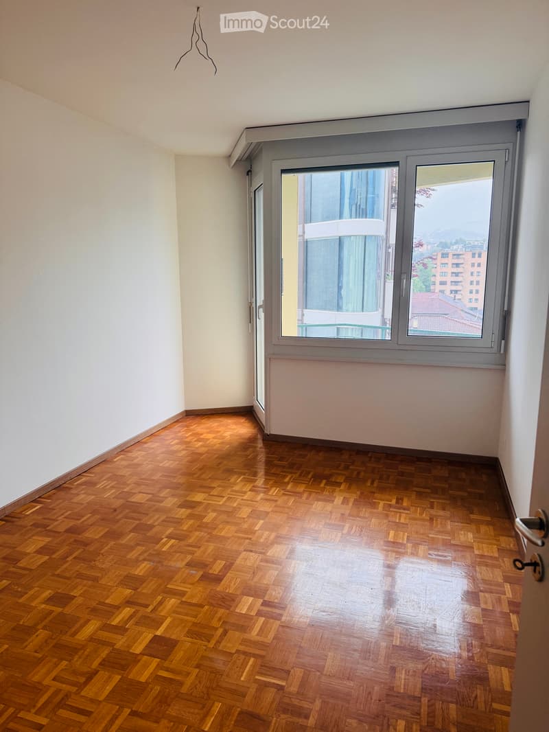 Rent apartment 4.5 rooms 126 SQM on the 4th floor (3)