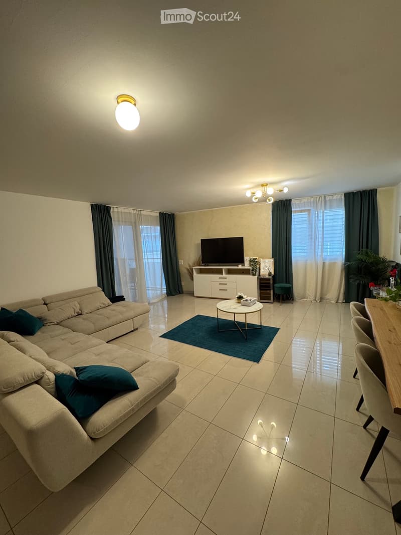 I'm looking for a sublessee from July 15 4.5 rooms in Massagno (1)
