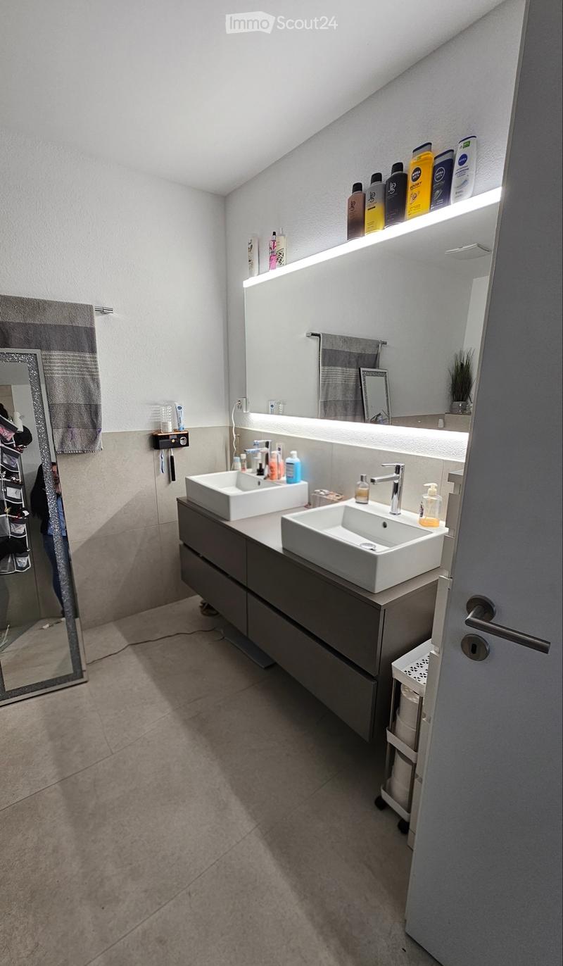 Tenant wanted by arrangement (3)