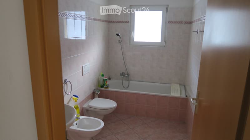 Geräumige 4.5-Zimmer-Wohnung mit Terrasse in Cadenazzo (5)