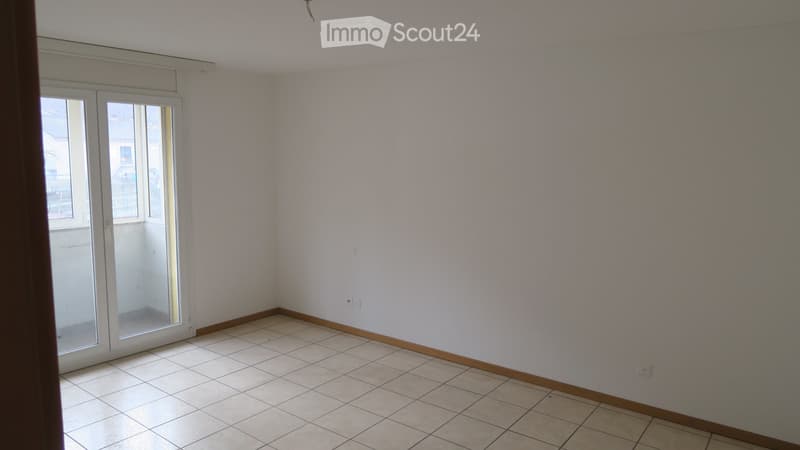 Geräumige 4.5-Zimmer-Wohnung mit Terrasse in Cadenazzo (4)