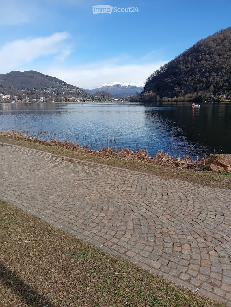 Italien in Lavena Pontetresa mit Möglichkeiten der Immobilienentwicklung (3)