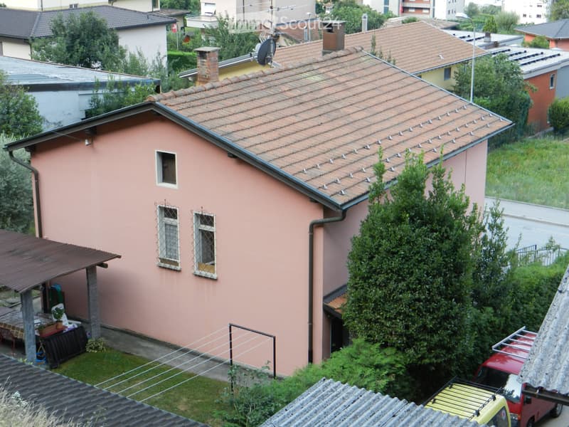 Mendrisio Maison unifamiliale à vendre dans la zone R2 (1)