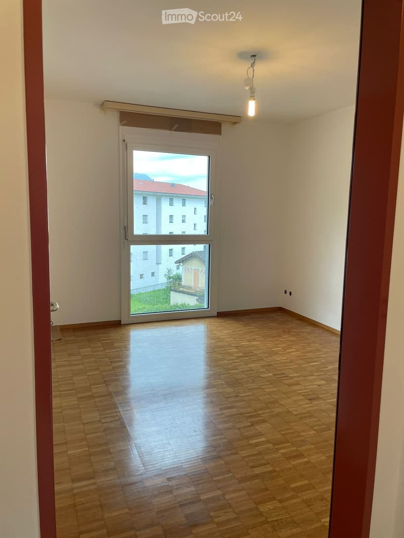 Apartment on the top floor (2)