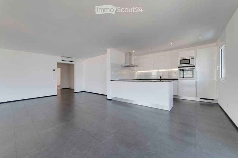 Apartment in a beautiful building with 3 apartments (2)