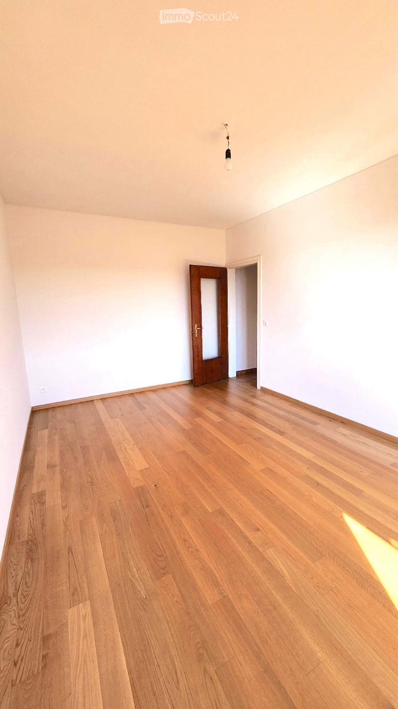 Wir suchen einen Nachmieter für eine helle 2,5-Zimmer-Wohnung (2)