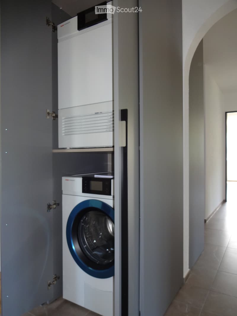 Appartamento di 4 1/2 locali luminoso in un quartiere familiare (3)