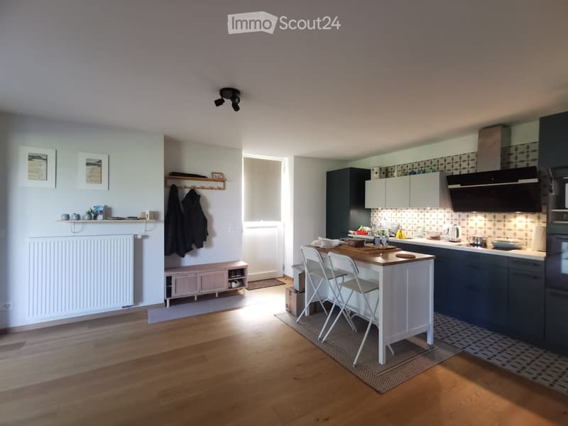 Spacious loft ideal for single person or couple (2)