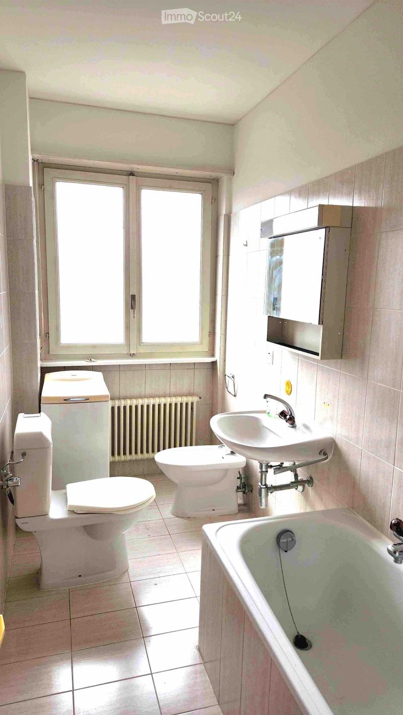 Gemütliche 2,5-Zimmer-Wohnung im Zentrum von Mendrisio (2)