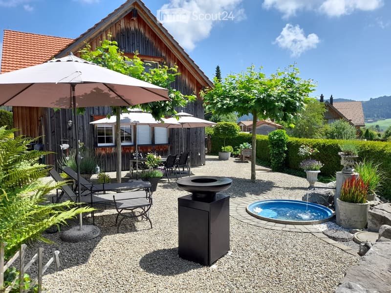 Residenz im traditionellen Appenzeller Holzbaustil (1)