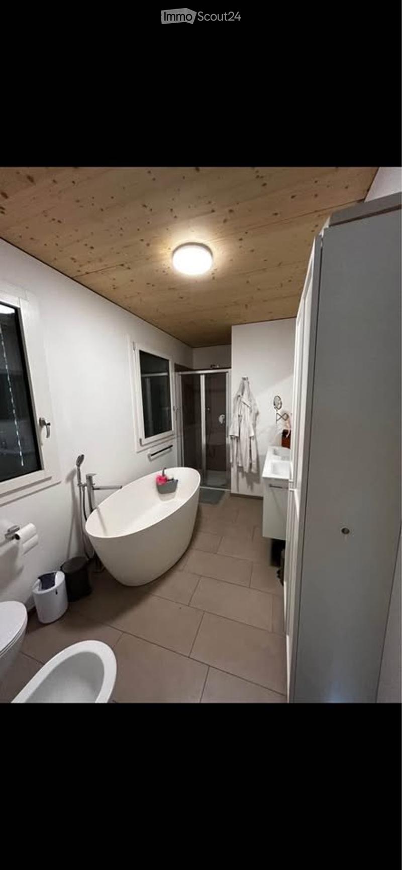 Casa di 4.5 loc con giardino privato e ampi posteggi (2)