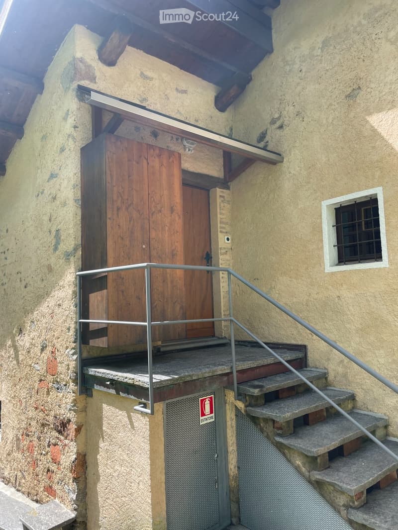 Vente privée de maison tessinoise, récemment rénovée (9)
