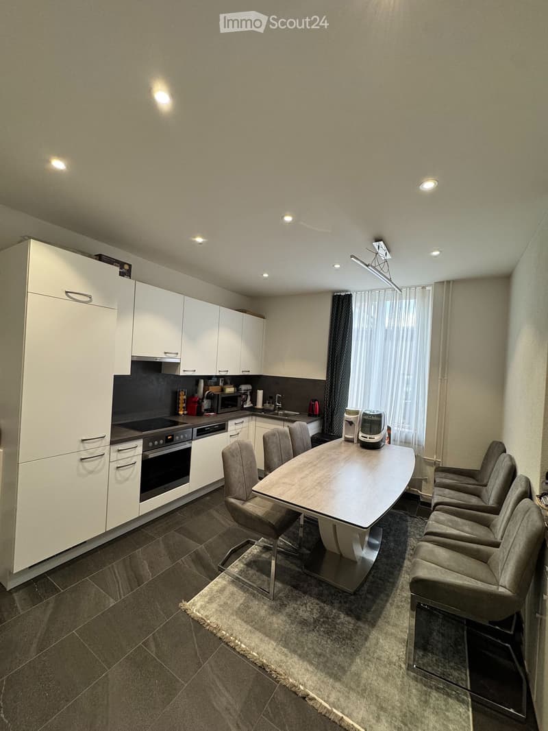 Modern, spacious 3.5-room old building apartment (1)
