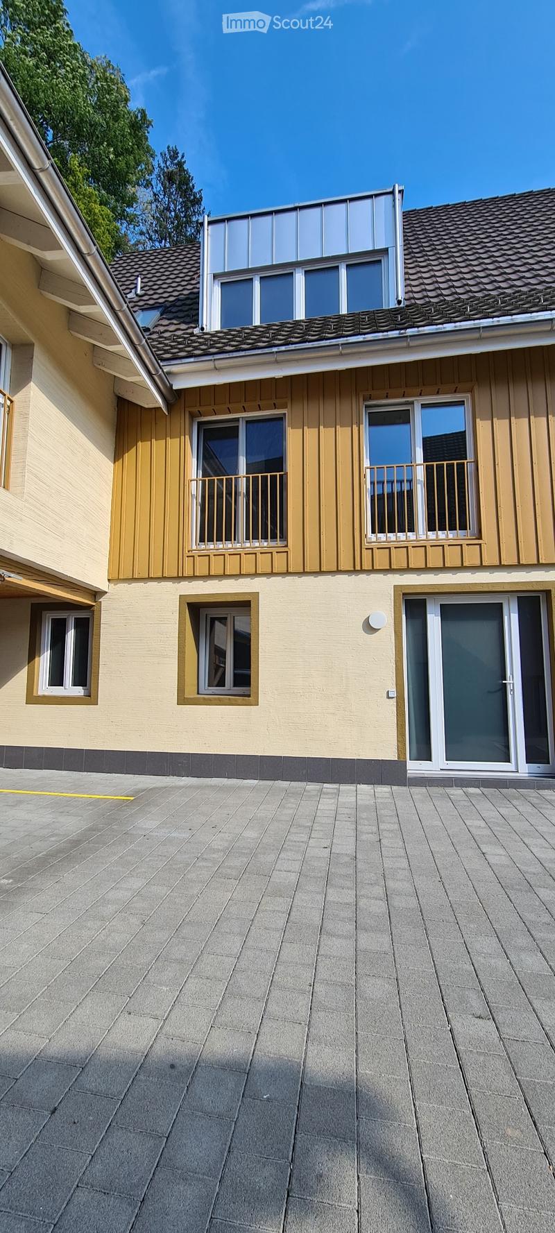 Appartement 2.5 pièces avec garage à Zeiningen (9)