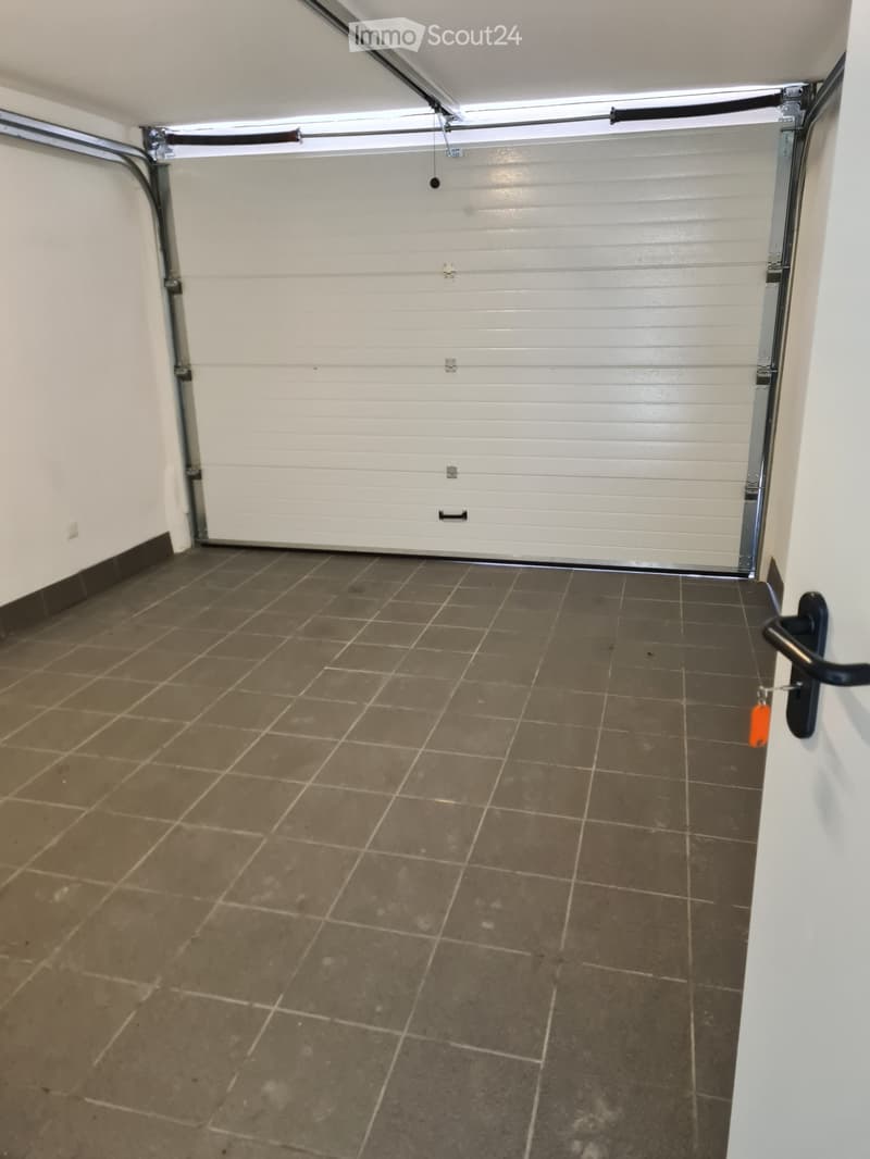 Appartement 2.5 pièces avec garage à Zeiningen (6)