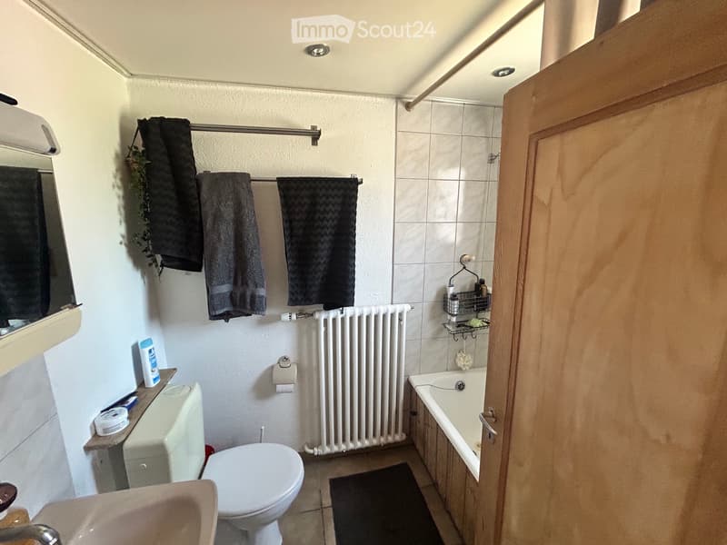 Row house with plenty of space in a prime location (2)