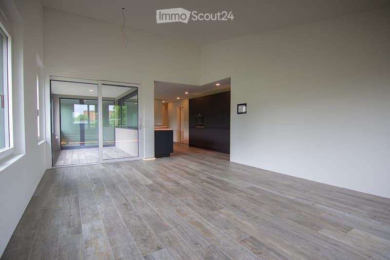 Exclusive 3.5-room apartment with SmartHome and top-notch finish in Uster (8)