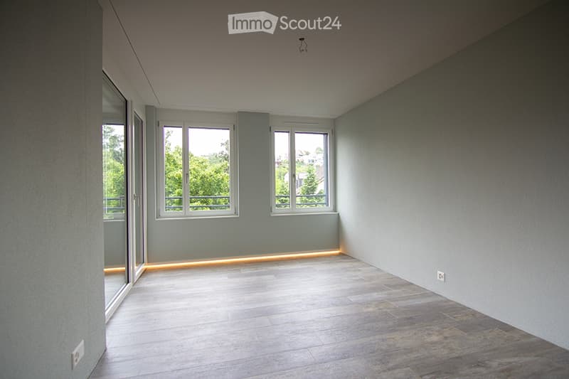 Exclusive 3.5-room apartment with SmartHome and top-notch finish in Uster (9)