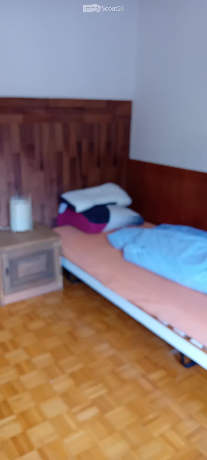 Freies Zimmer (1)