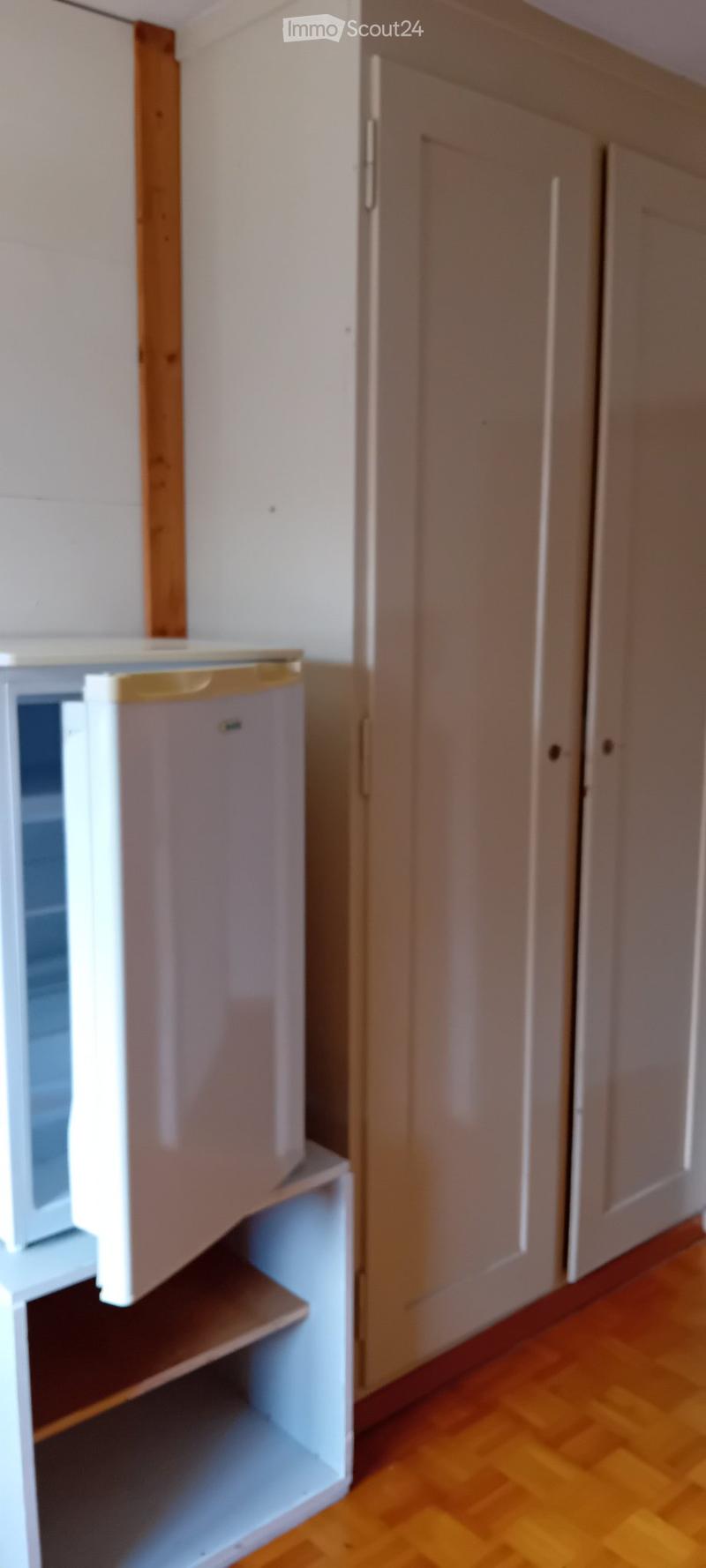 Freies Zimmer (3)