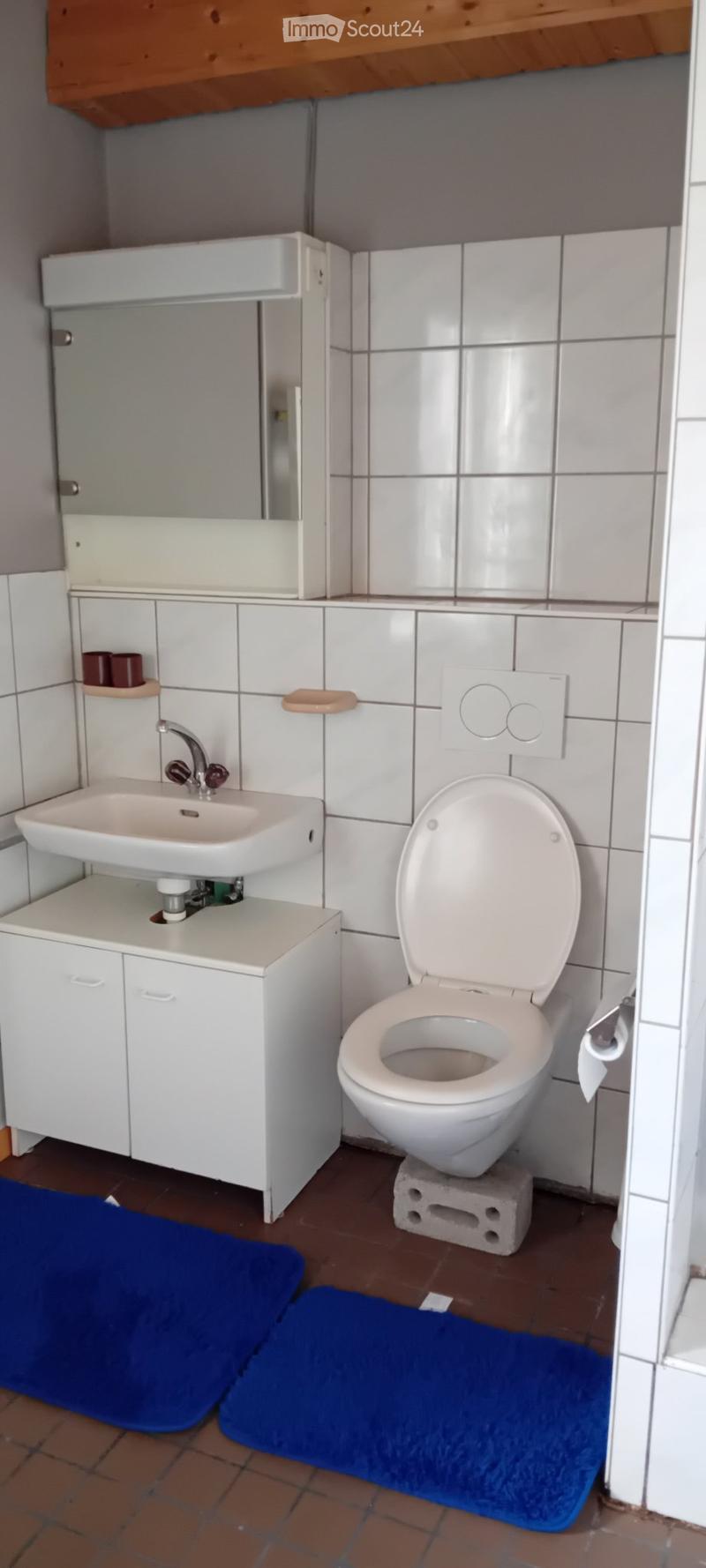 Freies Zimmer (5)