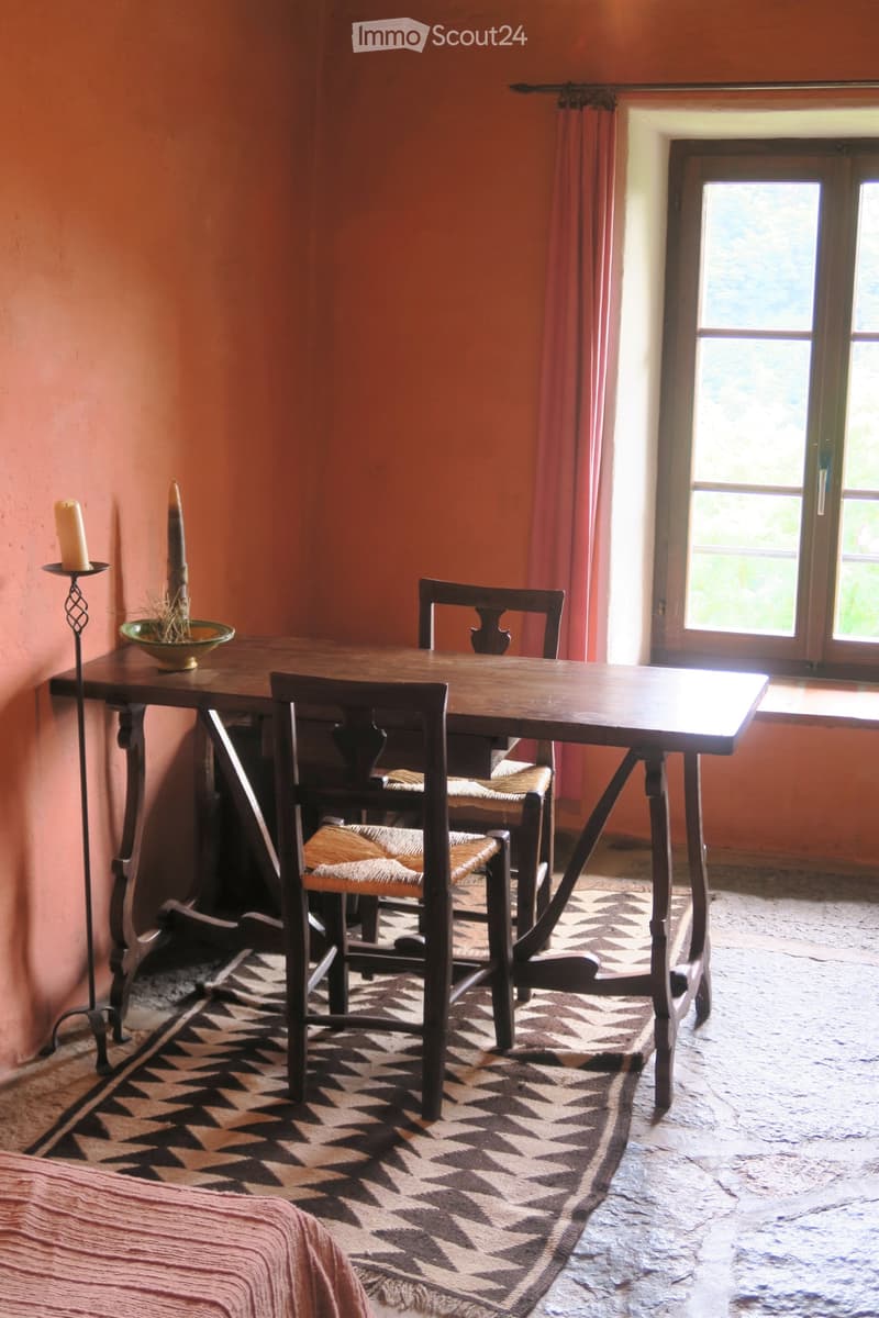 Casa colonica lombarda ristrutturata a Casima (Ticino) (5)