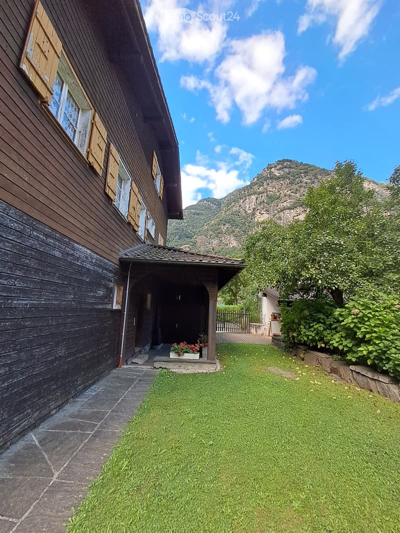 4.5-room apartment with large park in VIP area in Biasca (3)