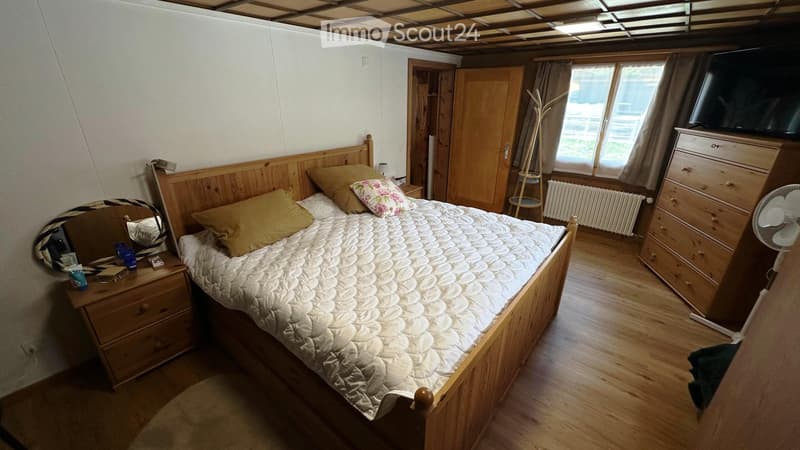 Appartamento di vacanza 3 locali / affitto a lungo termine a Lenk (2)
