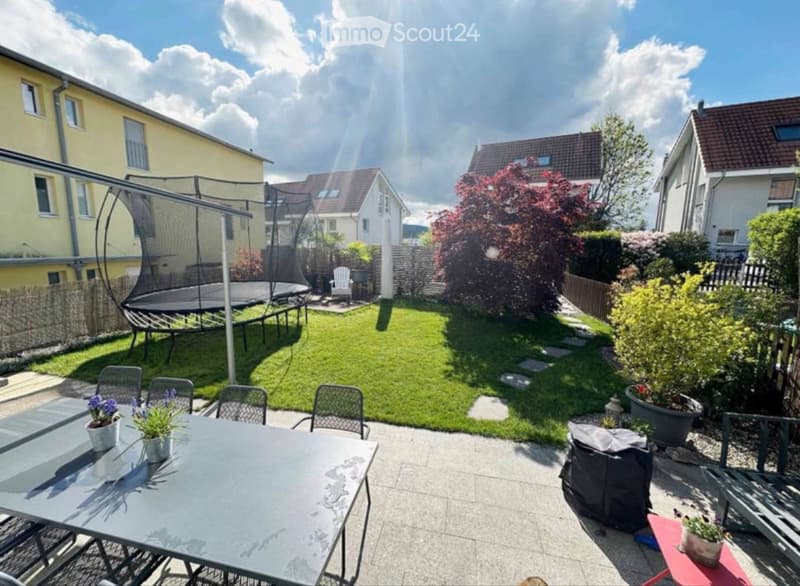 Jolie maison de coin en rangée de 5,5 pièces (5)