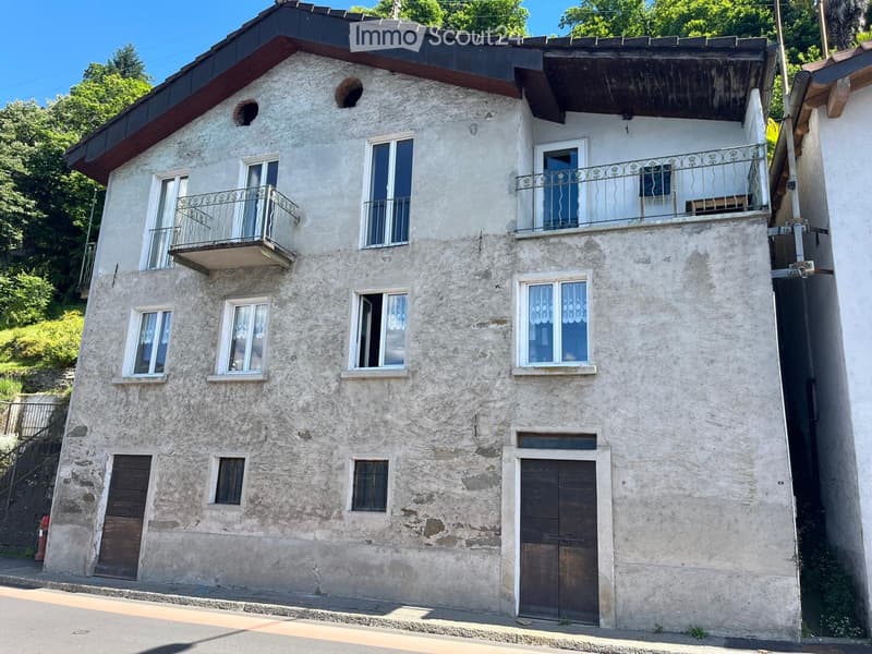Maison avec vue lac fantastique - 615 m2 de superficie foncière totale (2)