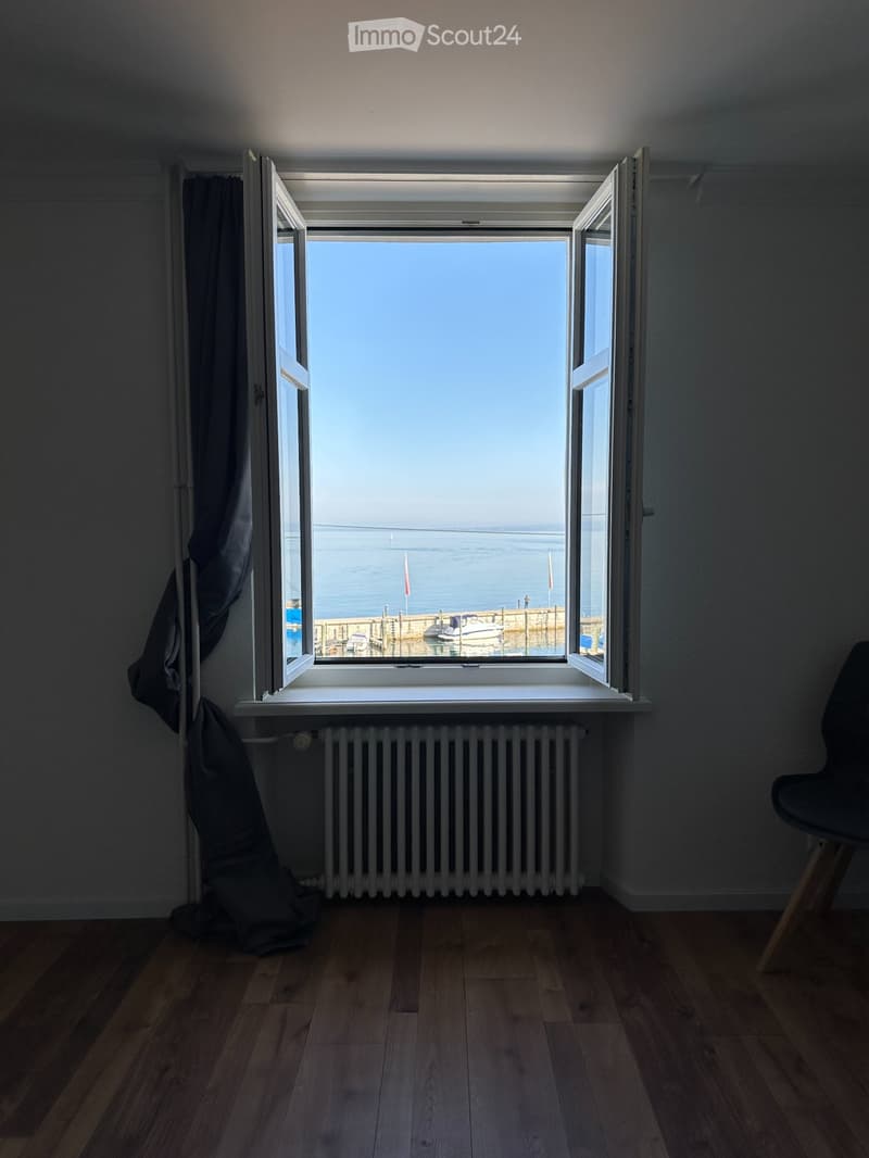 Freshly renovated 2.5-room apartment directly on the lake in Rorschach (3)