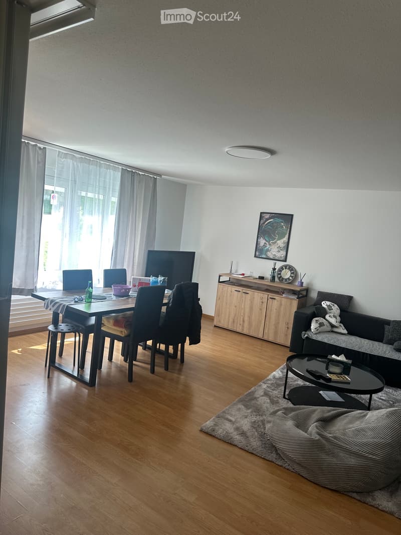 Tenant wanted (2)