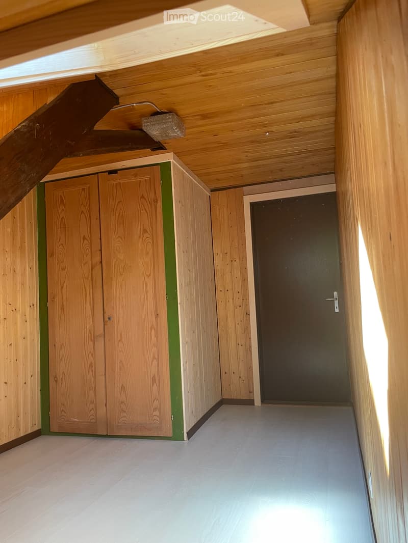 Appartamento 2.5 locali al piano mansardato in affitto (4)