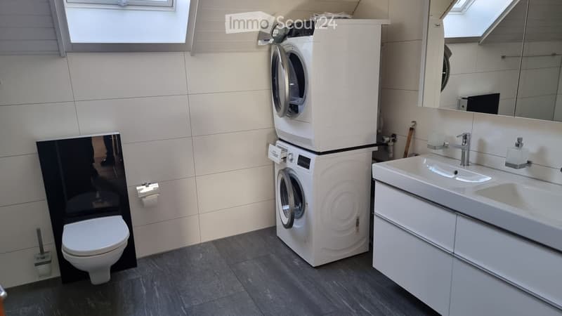 Charmante 4.5 Zimmer Wohnung mit Galerie in Hägendorf (3)