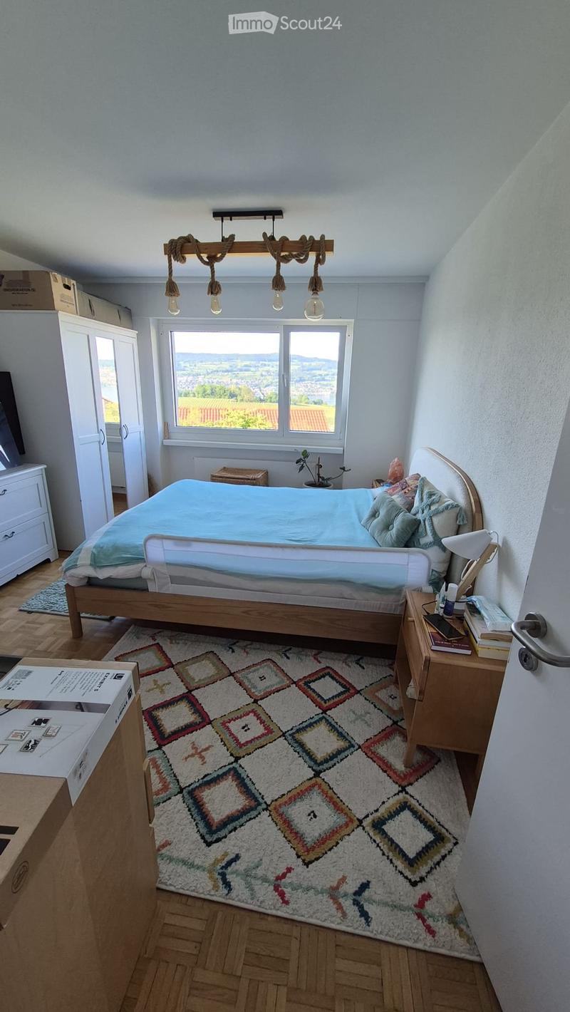 Befristete helle Wohnung mit Seesicht 1. Juli bis 15. August (2)