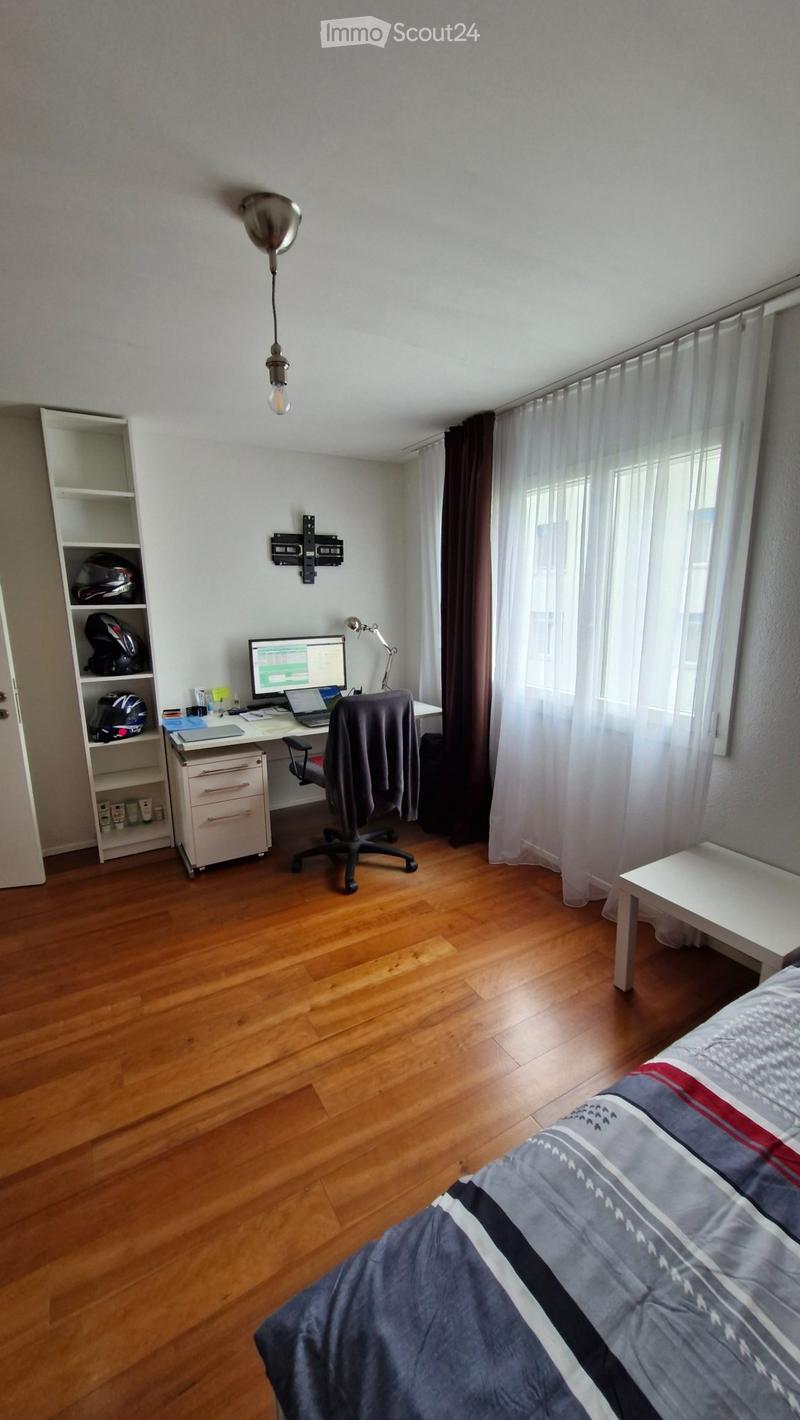 2 Zimmer zu vermieten (3)