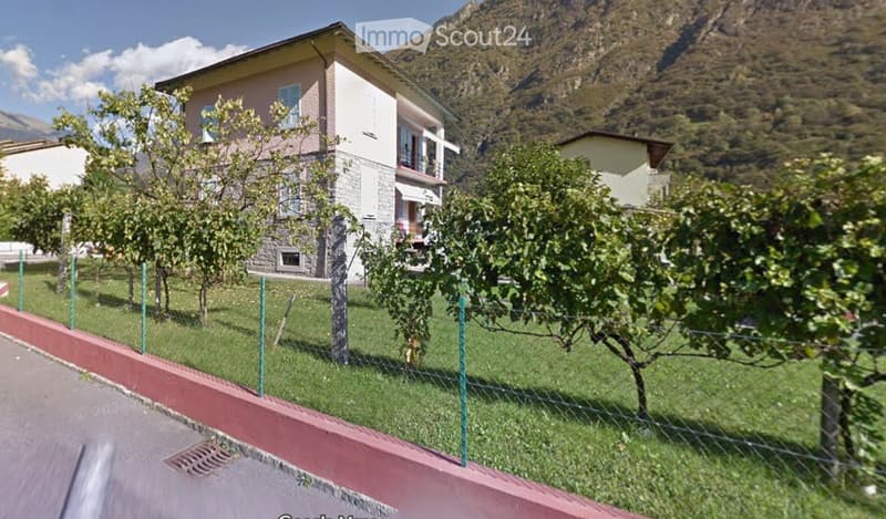 Biasca, zu Verkaufen: Grundstück: Zweifamilienhaus + Großes Grundstück (4)