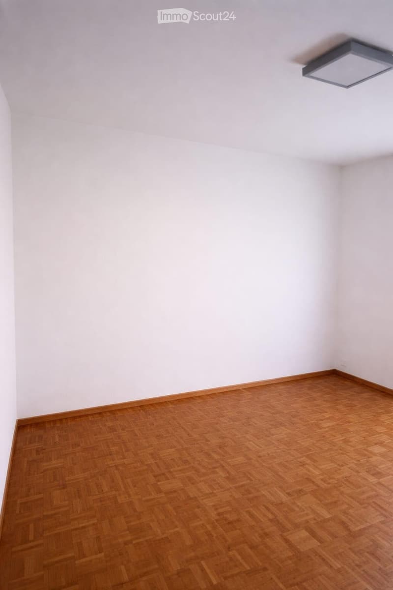 Wohnung in Doppelhaushälfte (2)