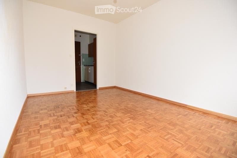 Schönes Studio zur Miete in Bulle (2)