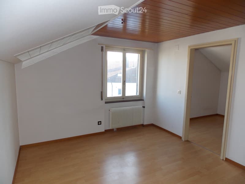 Appartamento 2.5 locali a Studen 720.-/mese + 130.- spese accessorie (2)