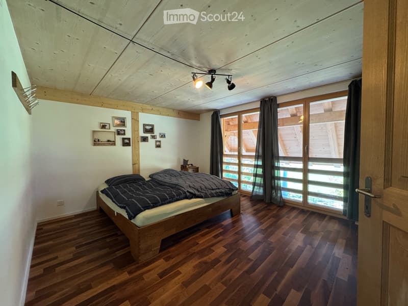 Affascinante appartamento di 4½ locali (180m2) in un'area verde di Burgistein (4)