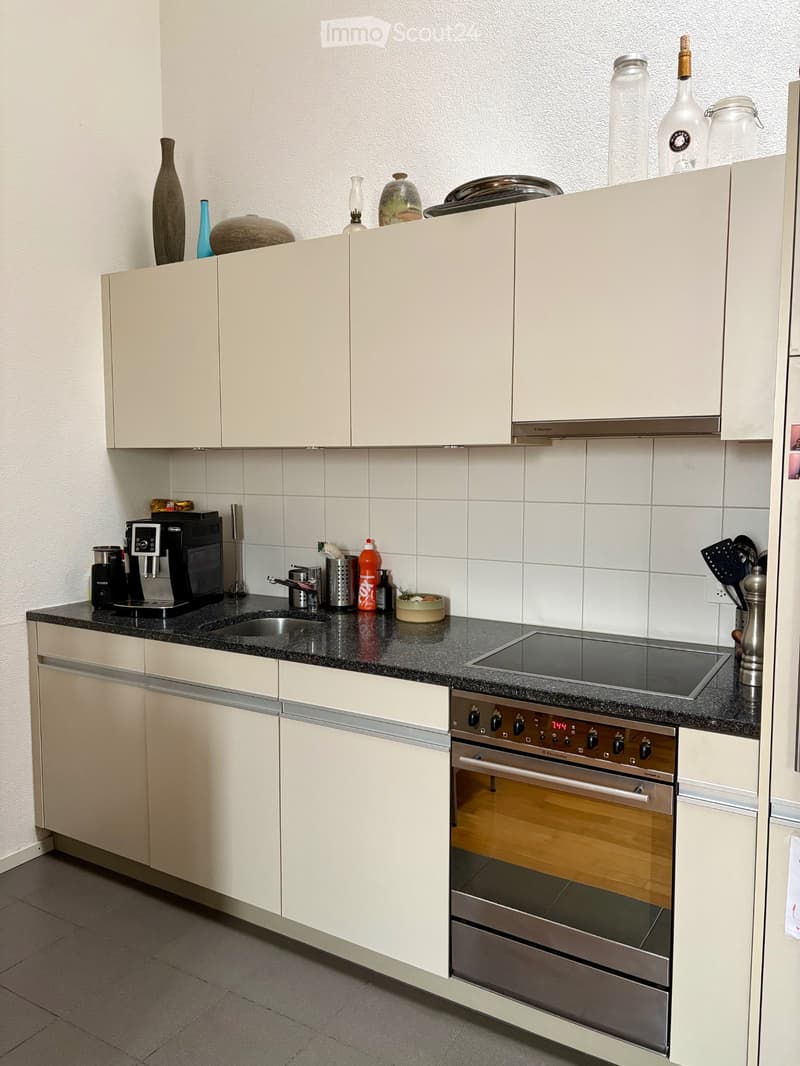 Subaffitto di un appartamento di 3,5 locali in mansarda a 3014, non arredato (08.26-08.28) (3)