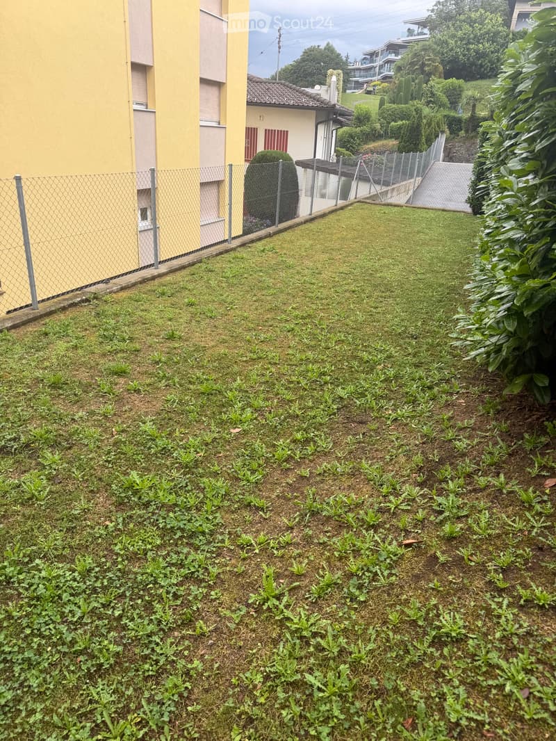 Appartamento con giardino (4)