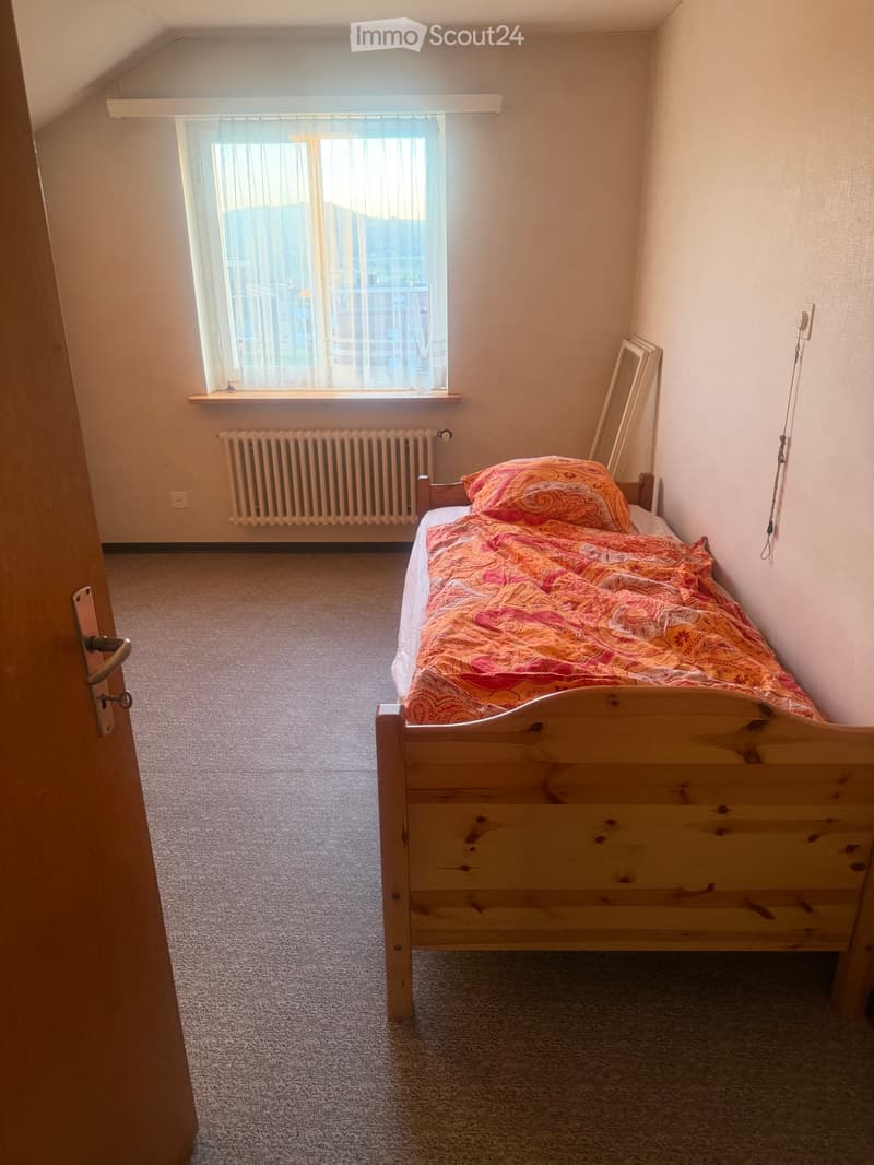 Schlafzimmer zu vermieten (1)