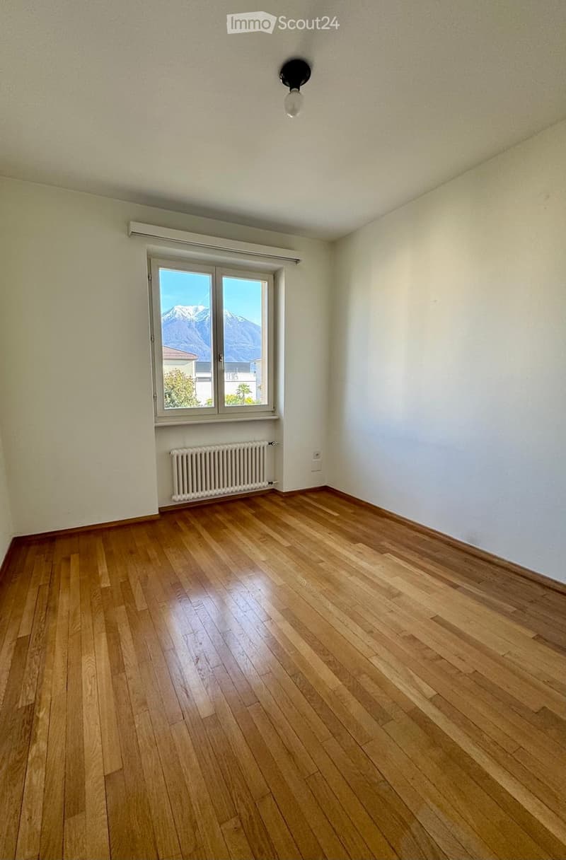 Luminoso appartamento di 3,5 locali da affittare a Minusio (5)