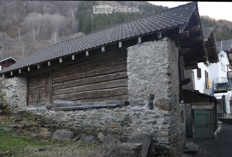 Casa + Rustico a Mesocco (4)